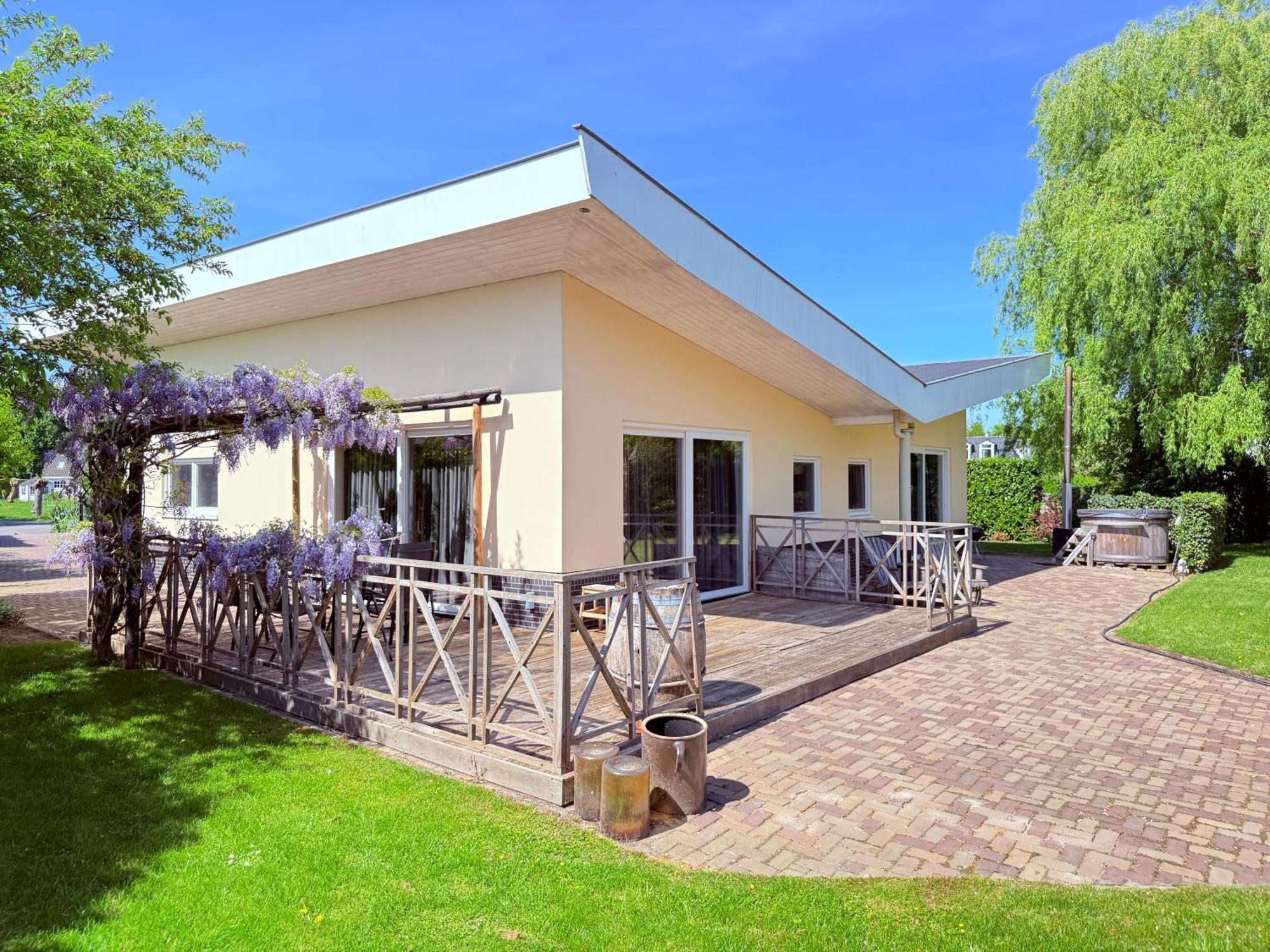 Spacious Comfort Villa Vera With Hottub 제이볼데 외부 사진